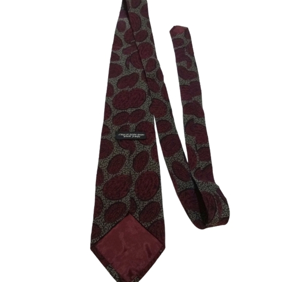 🔵BOGO FREE🔵 Vintage Necktie 100% Silk Made Handmade in Italy Medallion Tie - Picture 7 of 7